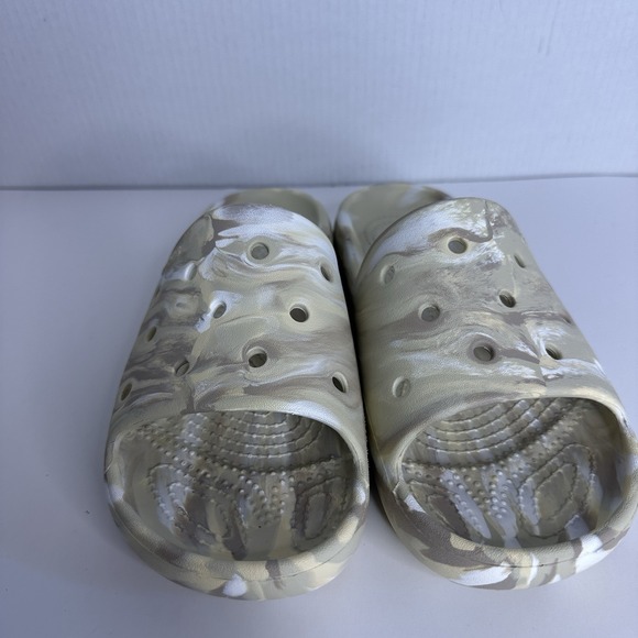 CROCS Cream and White Women's Sandals - Picture 2 of 7